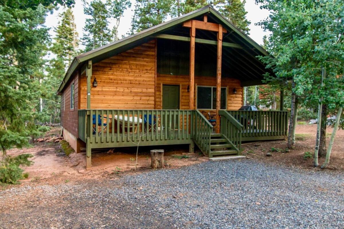Lovely Log Cabin With Fire Pit! Duck Creek Village Zewnętrze zdjęcie