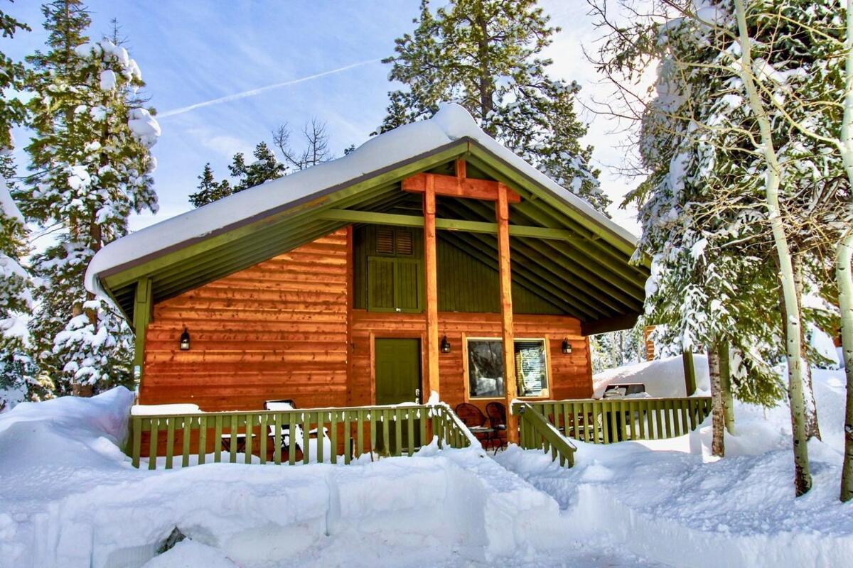 Lovely Log Cabin With Fire Pit! Duck Creek Village Zewnętrze zdjęcie